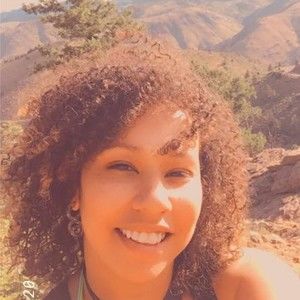 Meet your Posher, Shawnie